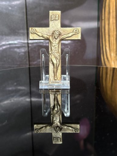Jesus Korpus klein Bronzekreuz "Jesus Korpus klein"